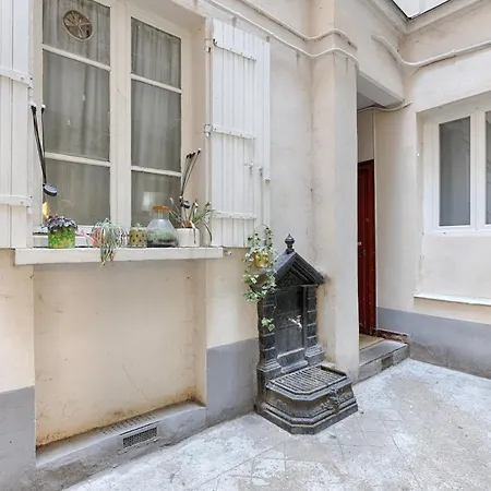 Cosy Gare De Lyon Apartment Paris